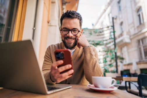 Anytime, anywhere payroll service delivery