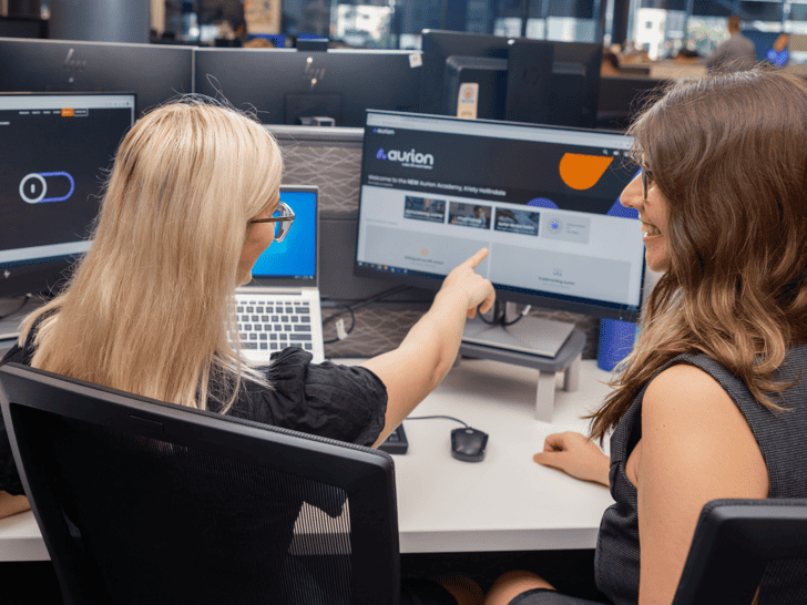 Guided implementation and onboarding with Aurion